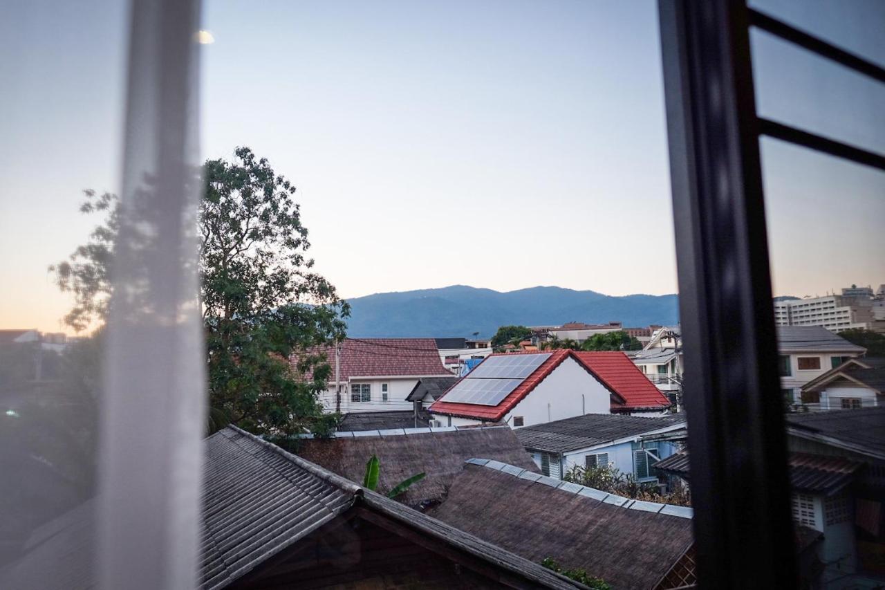 Werun Nimbly Chiang Mai Hostel Bagian luar foto