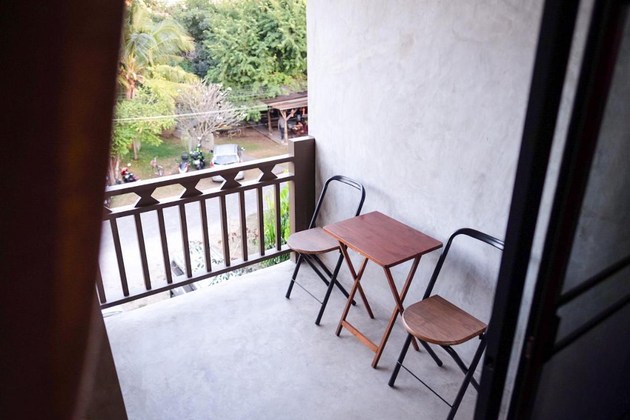 Werun Nimbly Chiang Mai Hostel Bagian luar foto