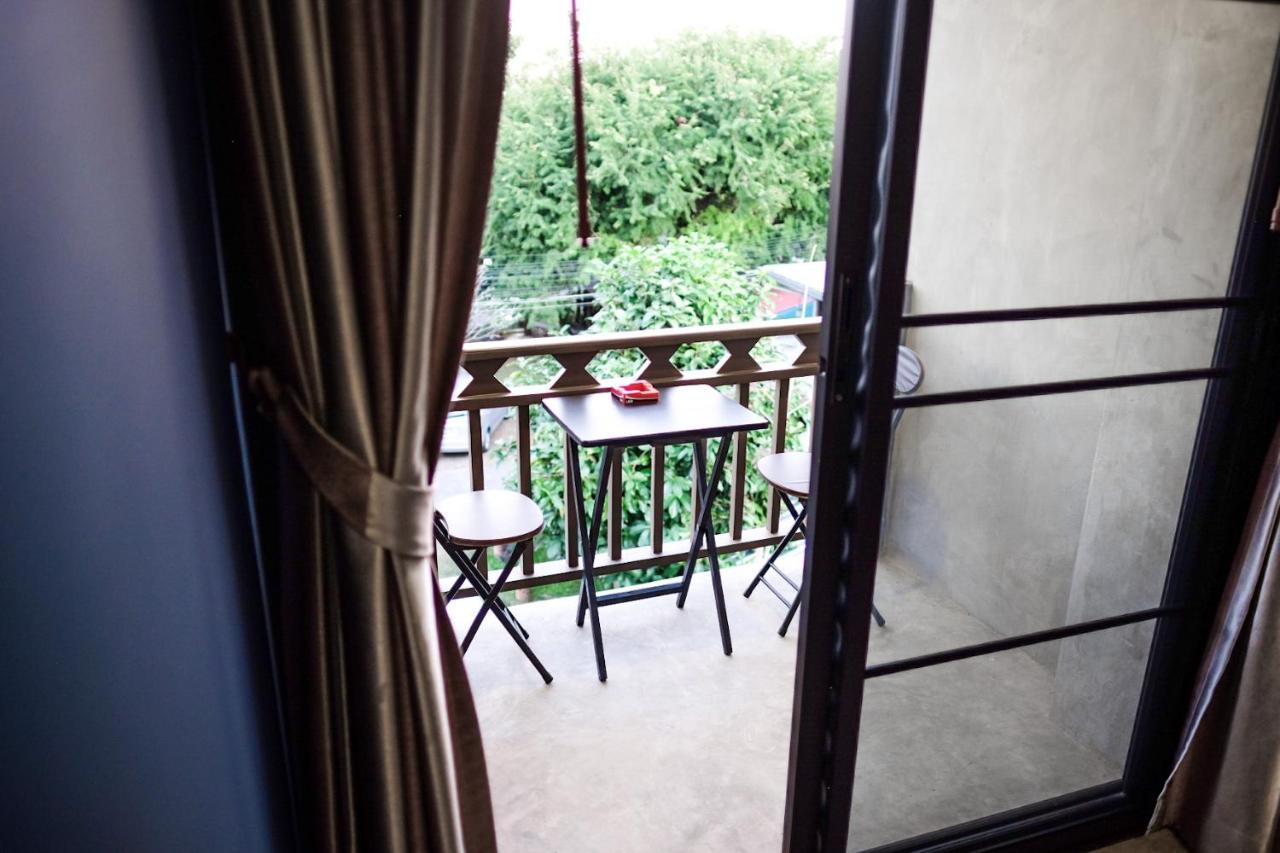 Werun Nimbly Chiang Mai Hostel Bagian luar foto