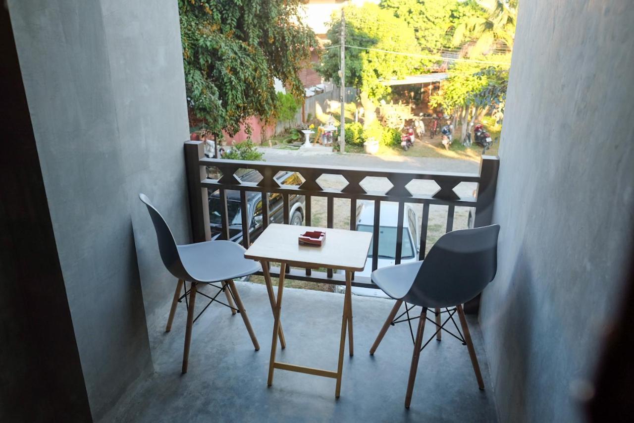 Werun Nimbly Chiang Mai Hostel Bagian luar foto