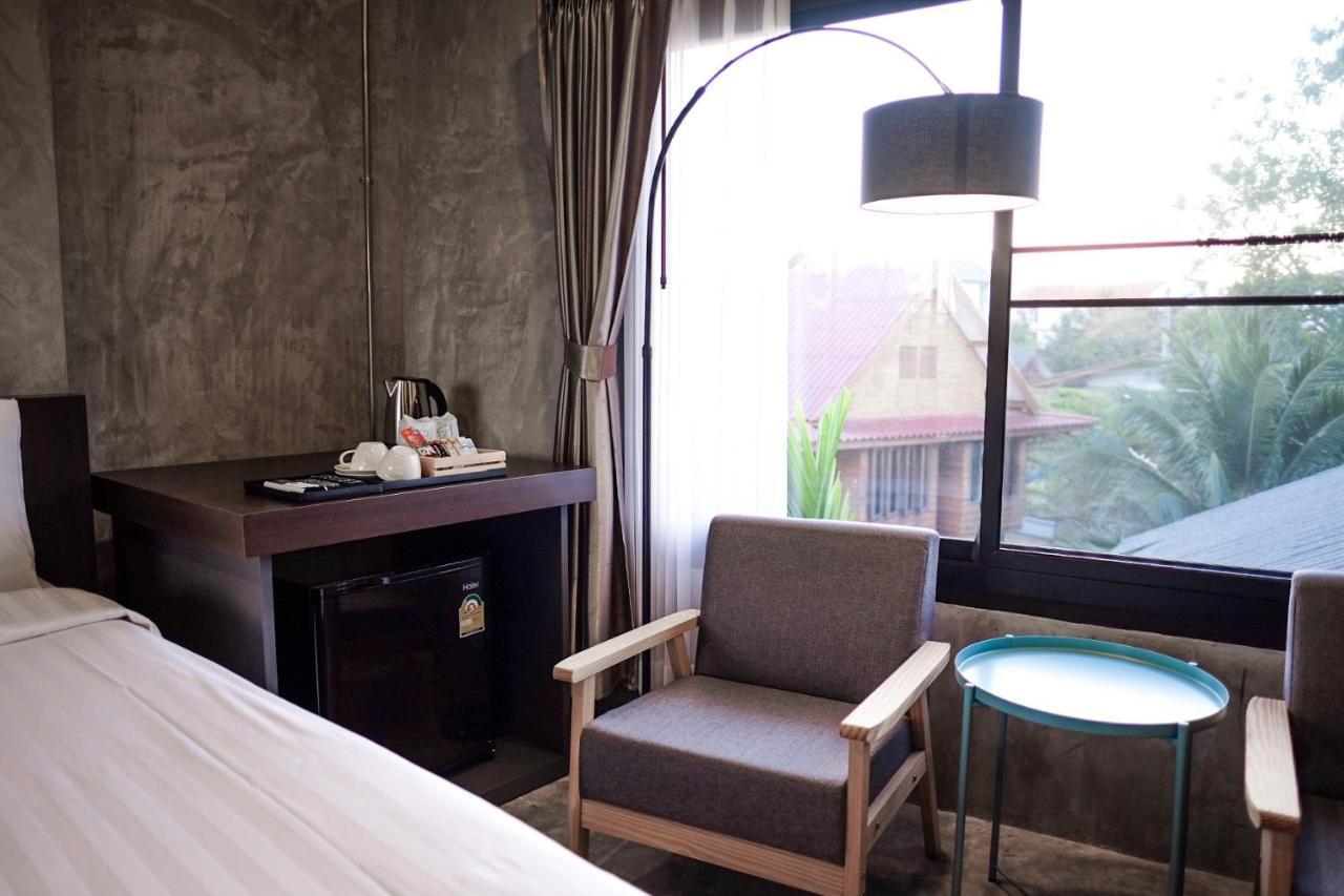 Werun Nimbly Chiang Mai Hostel Bagian luar foto